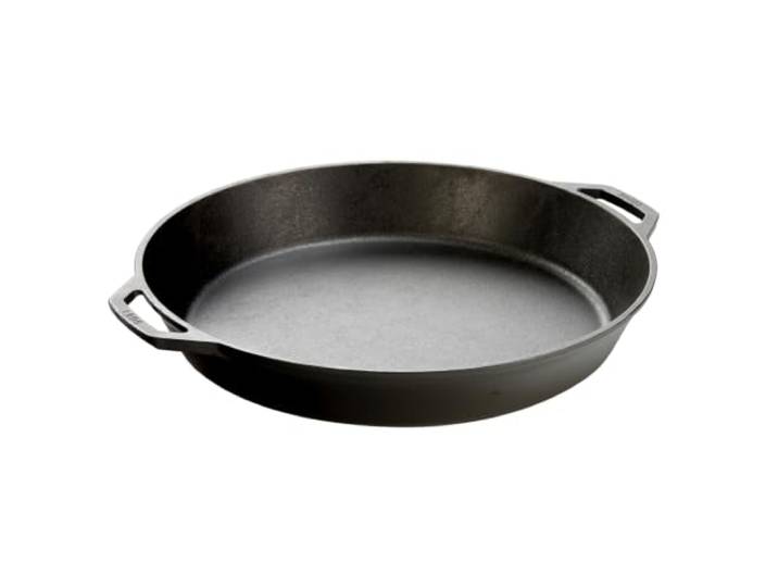 Lodge Classic Gusseisenpfanne 43 cm, Doppelgriff, bereits eingebrannt PFAS frei, antihaftend, alle Herdarten, Backofen, Grill und Lagerfeuer, Anbraten, Sautieren, Schmoren, Backen, Frittieren