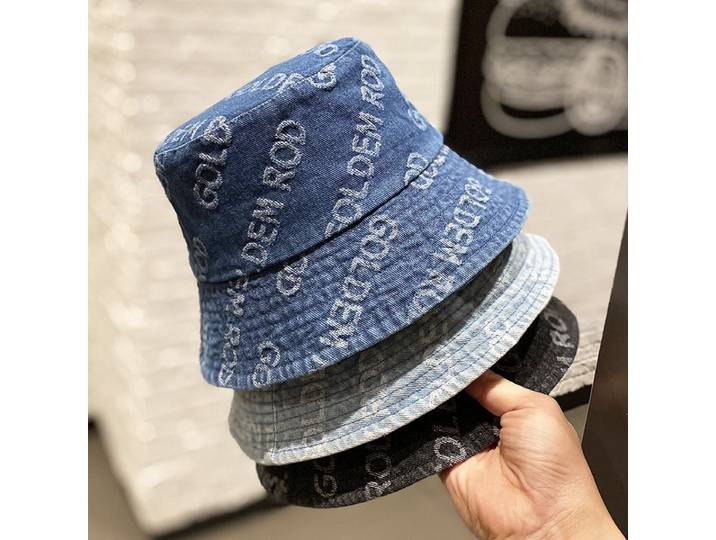 Chapeau de pêcheur brodé et délavé, polyvalent et qui flattere le visage, petit chapeau bob pour femme