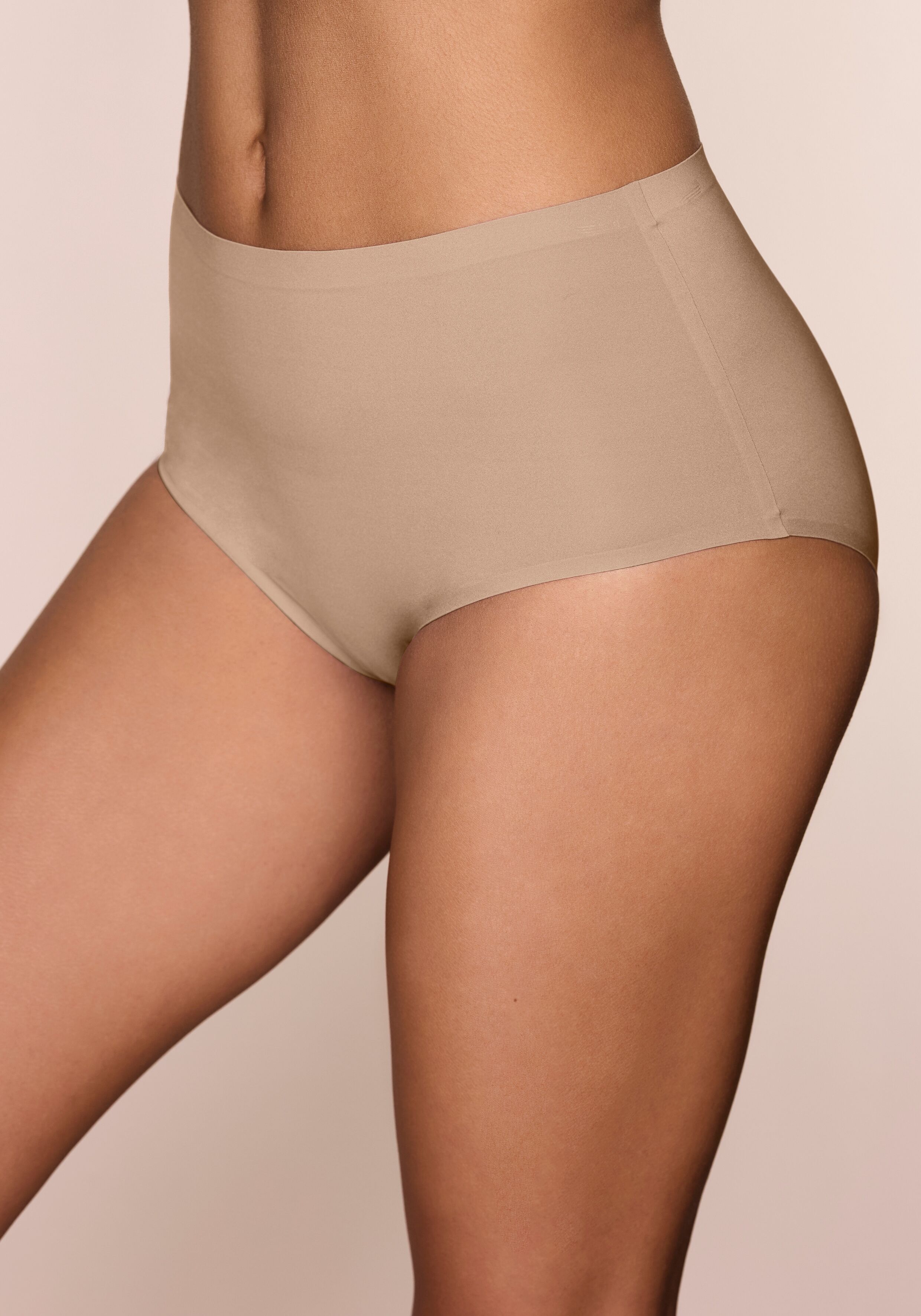 Taillenslip LASCANA "Superstretch", Damen, Gr. L/XL, beige (beige 2x), Jersey, Obermaterial: 77% Polyamid, 23% Elasthan, unifarben, Unterhosen Taillenslip, nahtlose Verarbeitung, leichte Mikrofaserqualität beige 2x L/XL