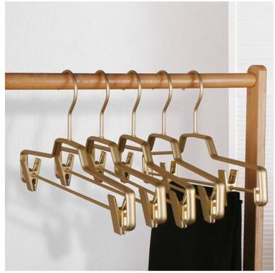 Uplift Essentials Seamless Aluminum Non Slip Clothes Hangers style 09