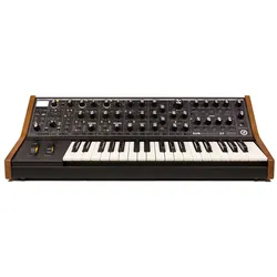 Moog Subsequent 37 - Synthesizer