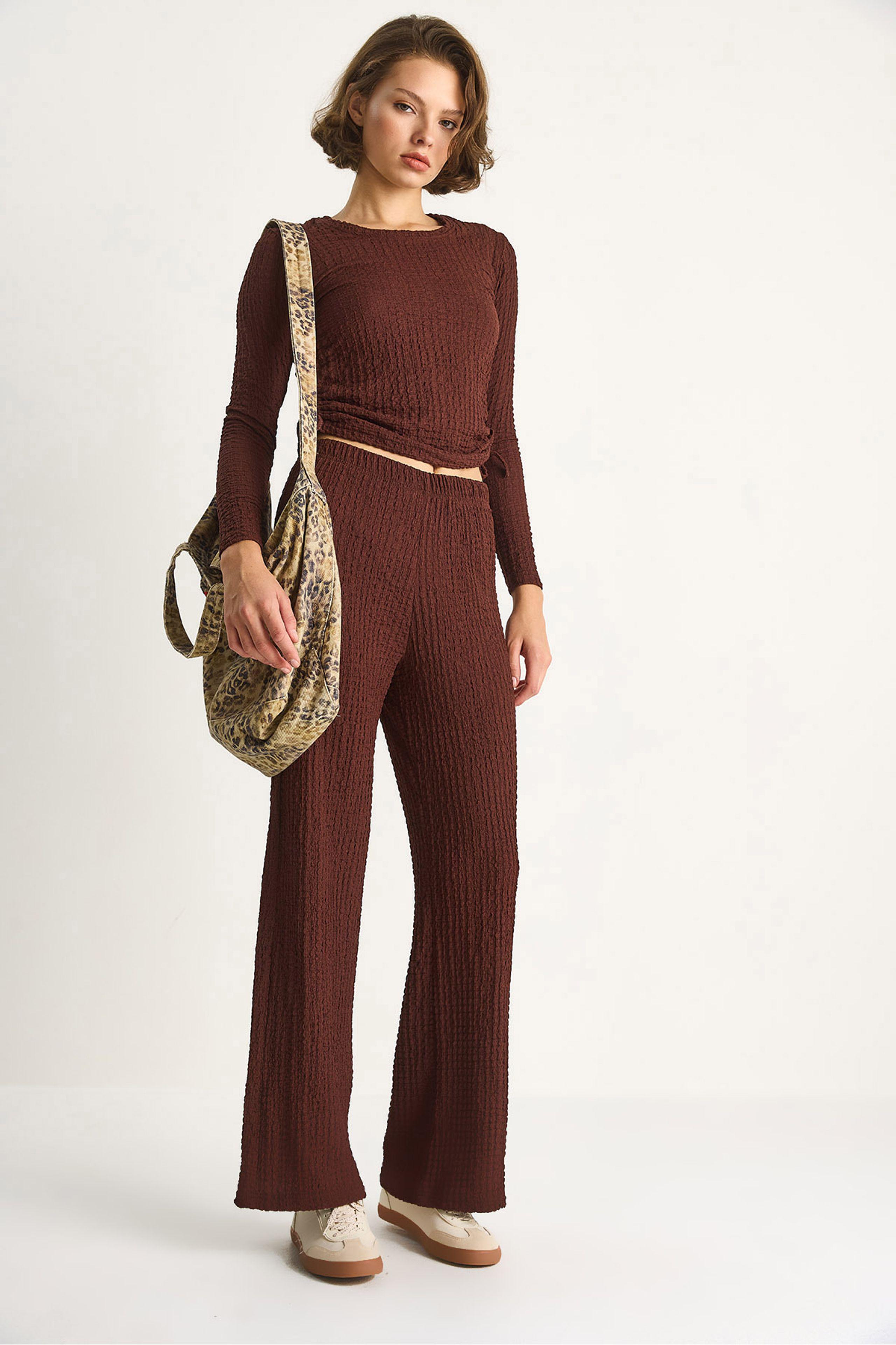 Aansluitende Twee-delige Co-ord Set met Flared Broek