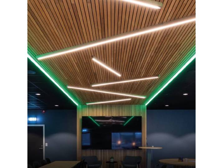 SLC LED Strip RGBW 10m 144W IP20 LED-Strip, wit / opaal, Woon-/ Eetkamer, Kunststof, Modern