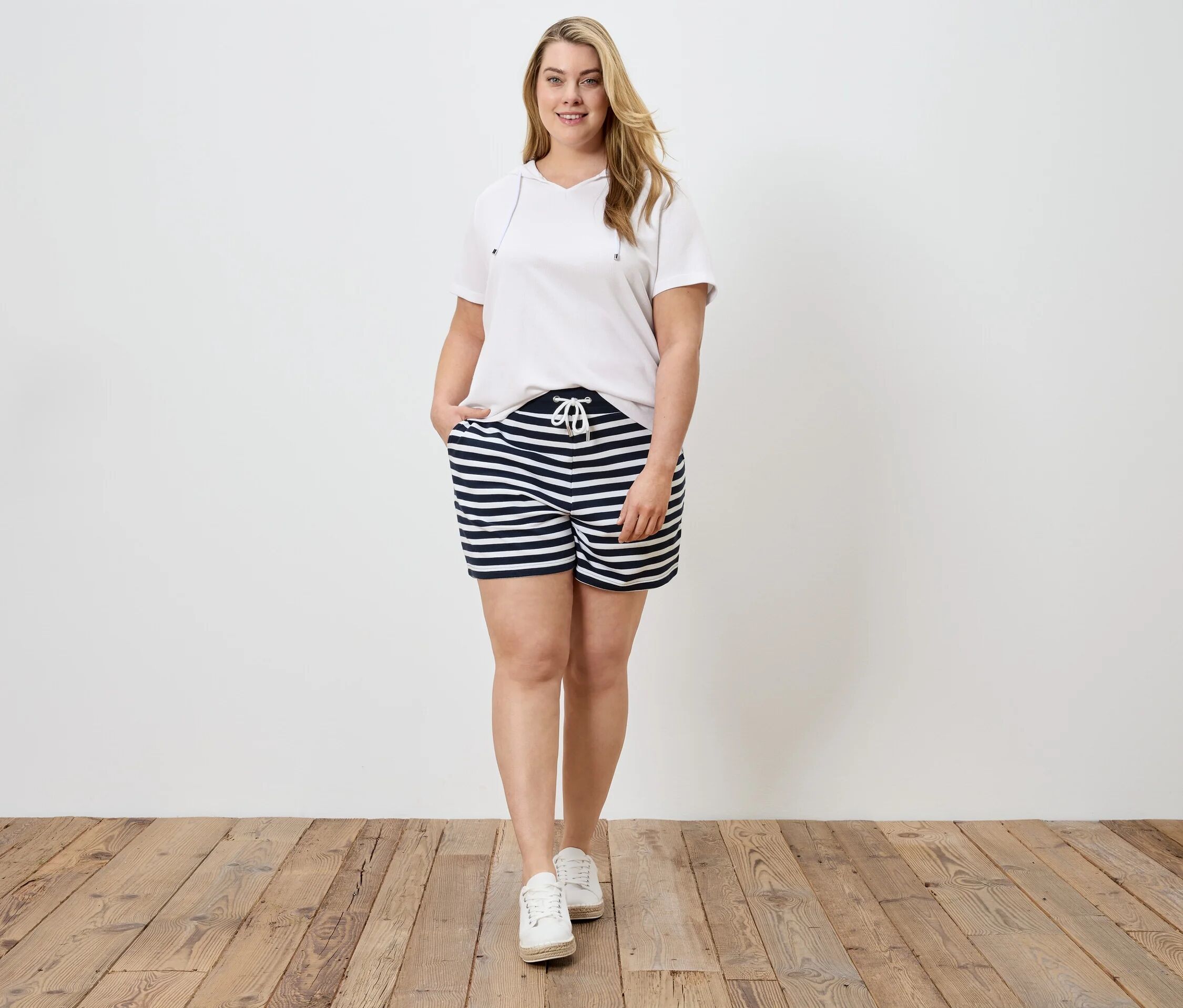 Tchibo - Strukturiertes Shirt - Damen - Gr. S - weiss