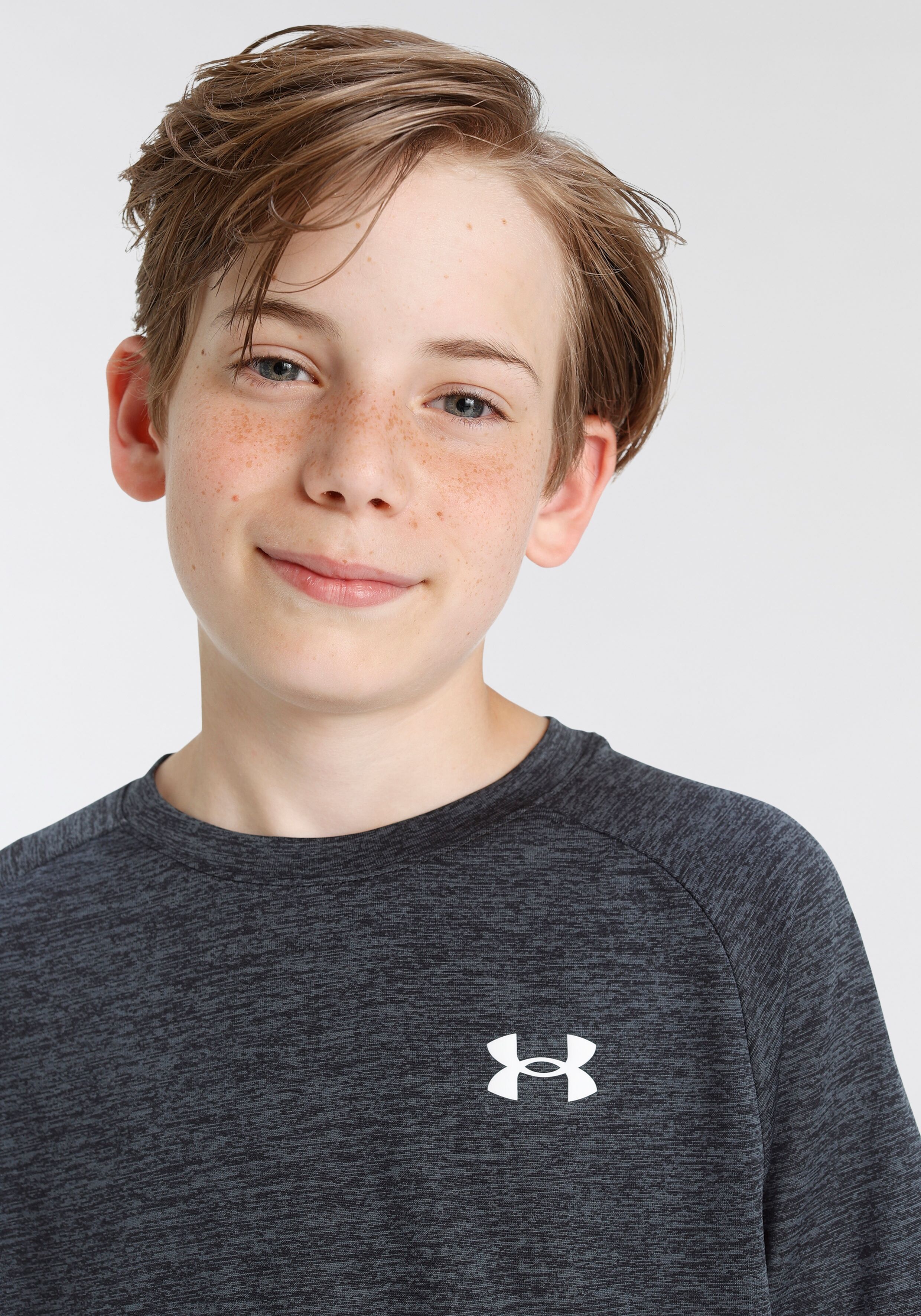 T-Shirt UNDER ARMOUR "TECH", Jungen, Gr. S, schwarz, Obermaterial: 100% Polyester, Rundhals, Shirts T-Shirt, mit Rundhalsausschnitt, Kurzarm, gerader Abschluss, schweissableitend schwarz S