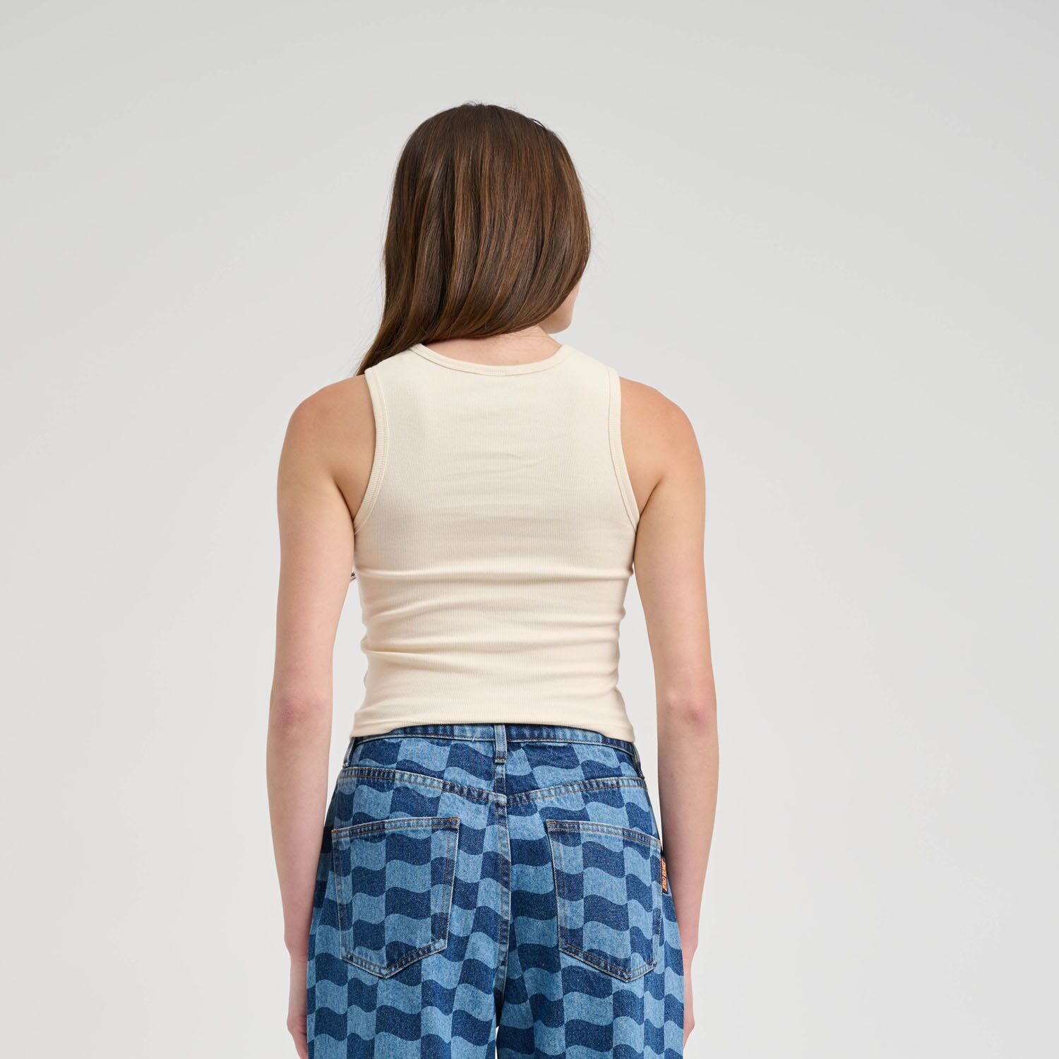 Ripptanktop SANTA CRUZ "OTHER DOT EMB TANK", Damen, Gr. XS (6), grau (chalk), Rippstrick, Obermaterial: 95% Baumwolle, 5% Elasthan, kontrastfarbene Details, unifarben mit Farbeinsatz, Rundhals, Rippstrickbündchen, Tops Ripptanktop chalk XS (6)