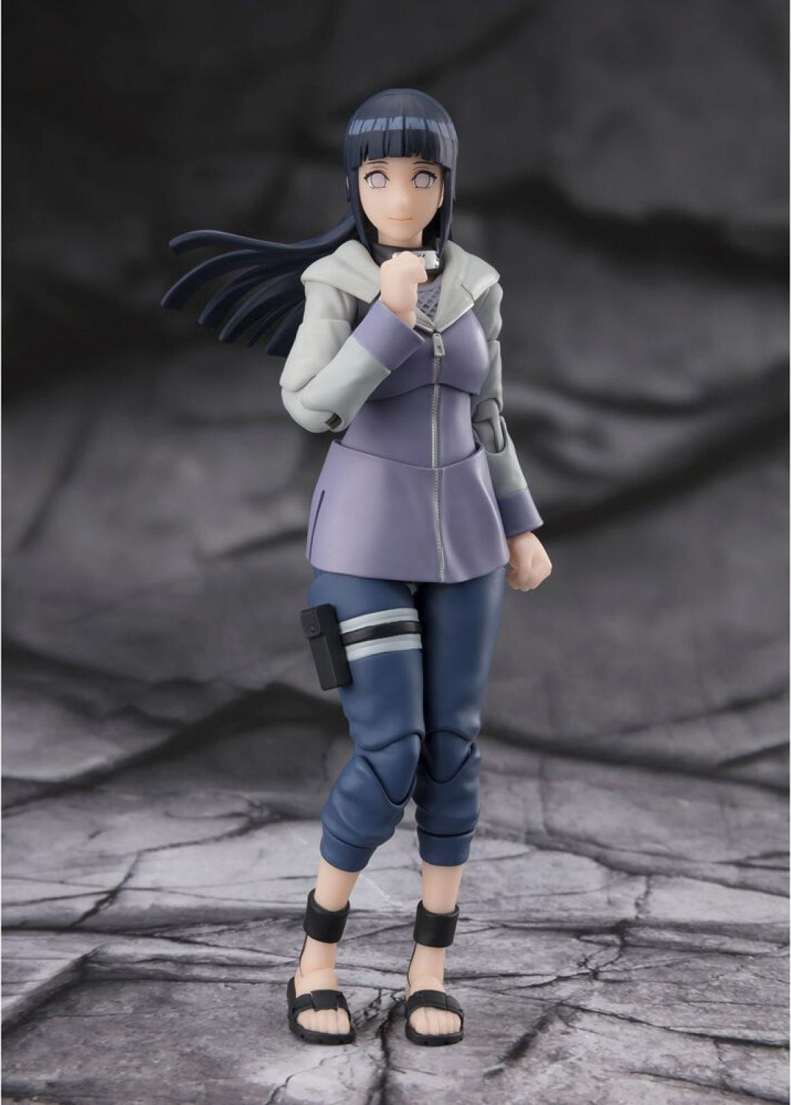 Bandai Tamashii Nations Naruto S.H.Figuarts Hinata Hyuga Virtuous Byakugan actiefiguur, 13 cm
