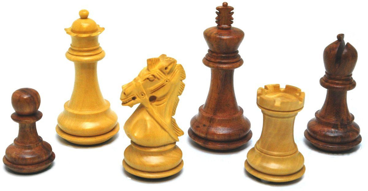 Hot Games Rein Knight Handgesneden Houten Schaakstukken Set 96mm
