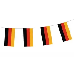 Papstar 10 X Flaggenkette, Papier 4 m "Deutschland" schwer entflammbar