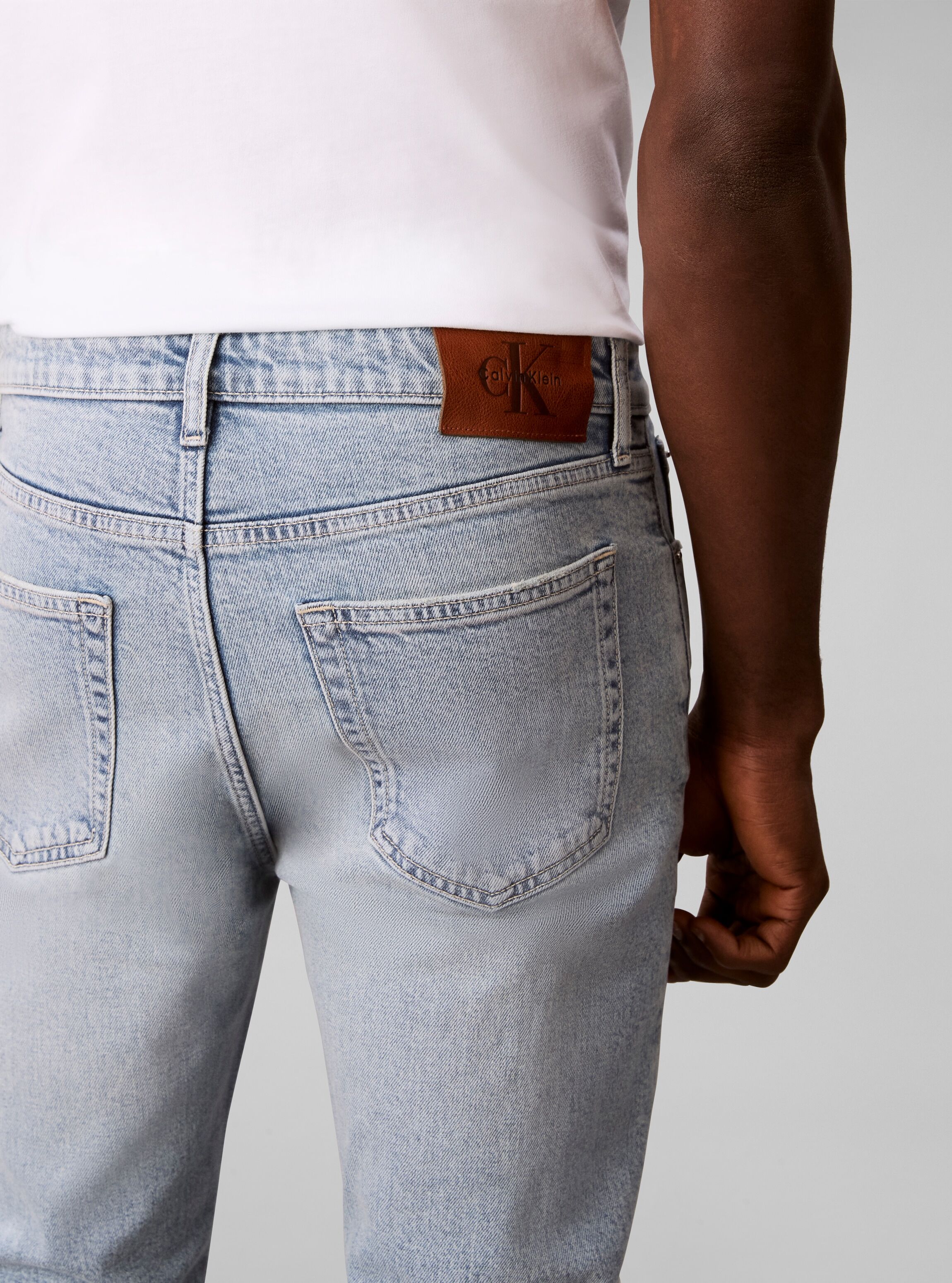 Slim-fit-Jeans CALVIN KLEIN "SLIM TAPER", Herren, Gr. 34, Länge 30, cool metal, Denim/Jeans, Obermaterial: 98% Baumwolle, 2% Elasthan, slim fit, Jeans Slim-fit-Jeans