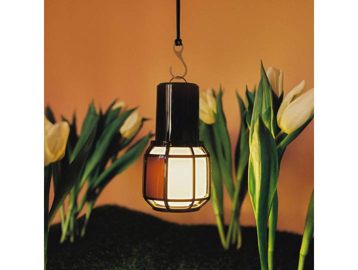 Chispa Tischleuchte Portable Black - Marset - Design - Kunststoff - Mit Schirm