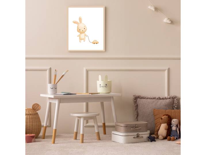 Bild mit Rahmen LÜTTENHÜTT oder Poster, Hase mit Spielzeugauto , bunt (farbe rahmen: beige, farbe bild(er): bunt), B:50cm H:70cm T:0,7cm, Holz, Plexiglas, Bilder, Bild mit Rahmen, HD Premium Druck