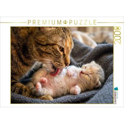 CALVENDO Puzzle Wohlfühlmassage - Katzenmutter und Kätzchen | 2000 Teile Lege-Größe 90x67cm Foto-Puzzle für glückliche Stunden