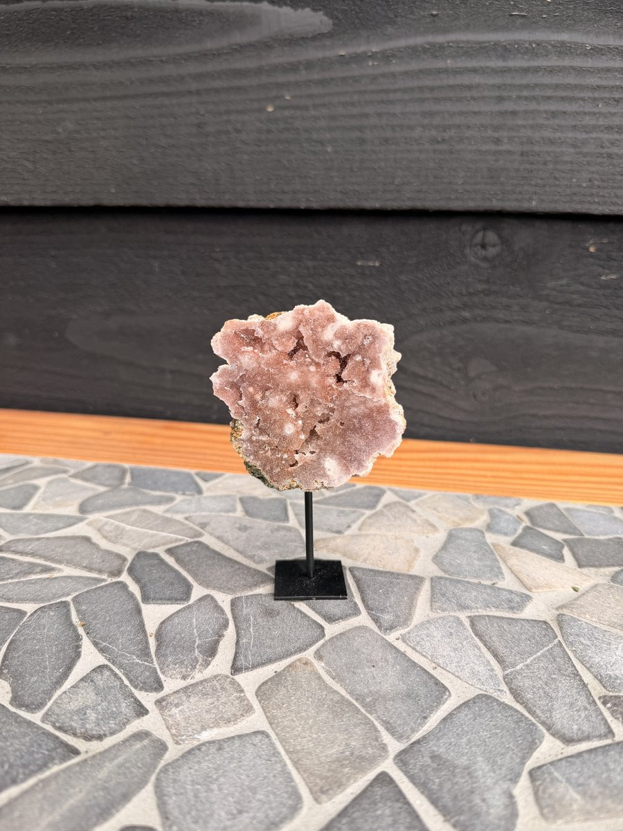 GemWood Roze amethist op standaard XS