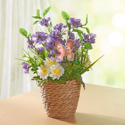 Blumengesteck im Korb