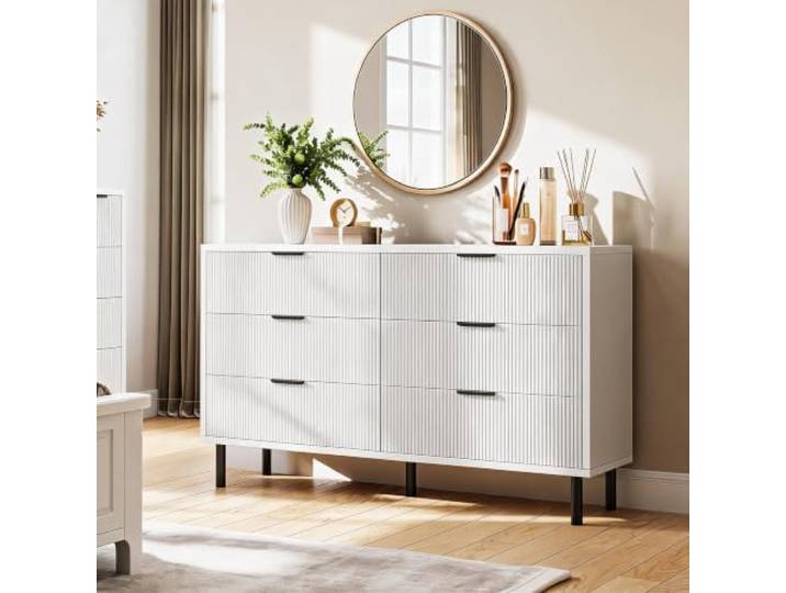 GarveeMore Kommode 6 Schubladen mit Wellenmuster, Weiß, 76 cm 6 Geräumige Schubladen Vertikales Wellenmuster Goldene Metallgriffe 76 cm Hoch Schlafzimmer Und Wohnzimmer