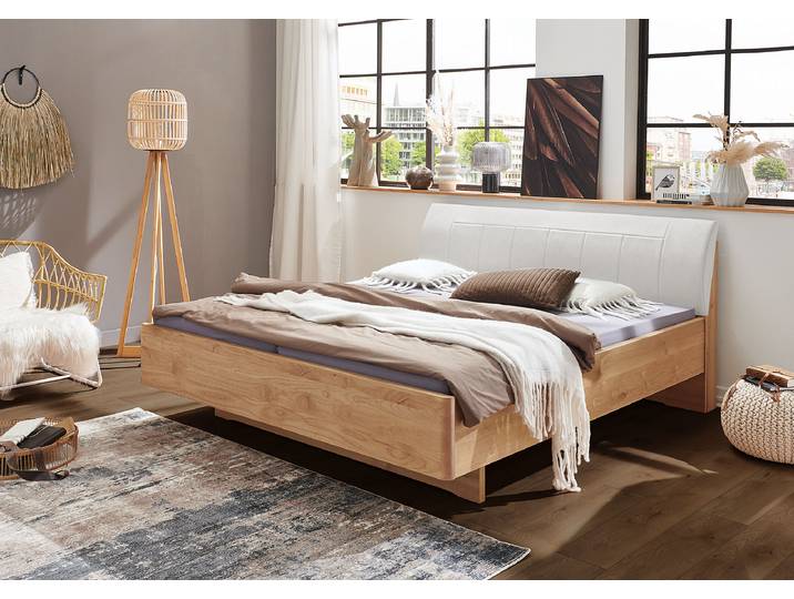 Bettgestell mit Polsterkopfteil 180 x 190cm Kopfteil: Kunstleder Bettseiten: Spanplatte, foliert Fußteil: Massivholz Erle, lackiert