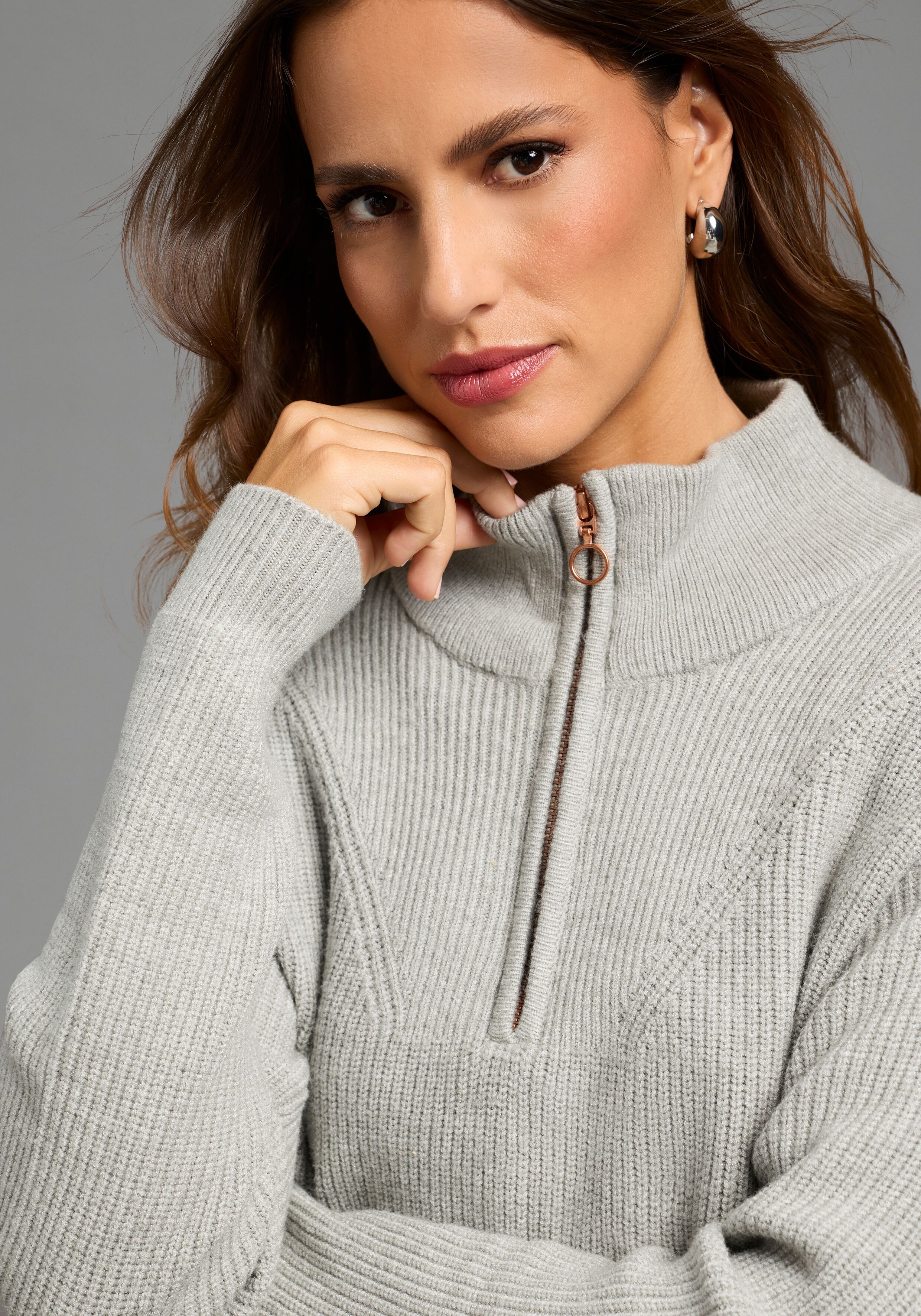 Troyer LAURA SCOTT, Damen, Gr. 36, grau (hellgrau), Grobstrick, Obermaterial: 50% Viskose, 28% Polyester, 22% Polyamid, meliert, figurumspielend hüftlang, Bündchen, Pullover Troyer, kuscheliger Winterstrick, aus weicher Viskosemischung hellgrau 36