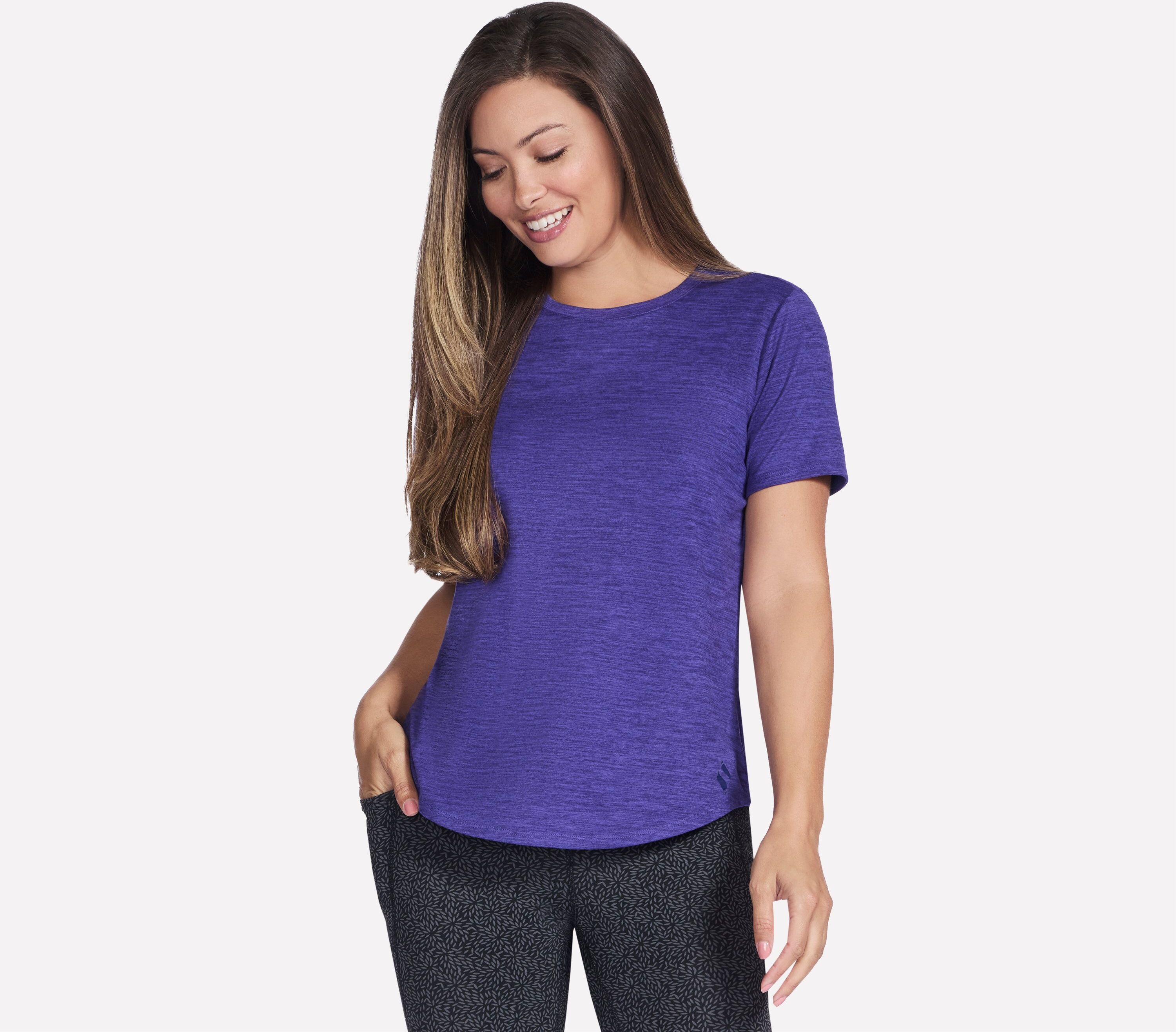 Funktionsshirt SKECHERS "Women's Tshirt", Damen, Gr. XS, blau, Jersey, Obermaterial: 91% Polyester, 9% Elasthan, Rundhals, Shirts Funktionsshirt, elastisches Material, aus Jersey, mit Rundhalsausschnitt, Kurzarm blau XS