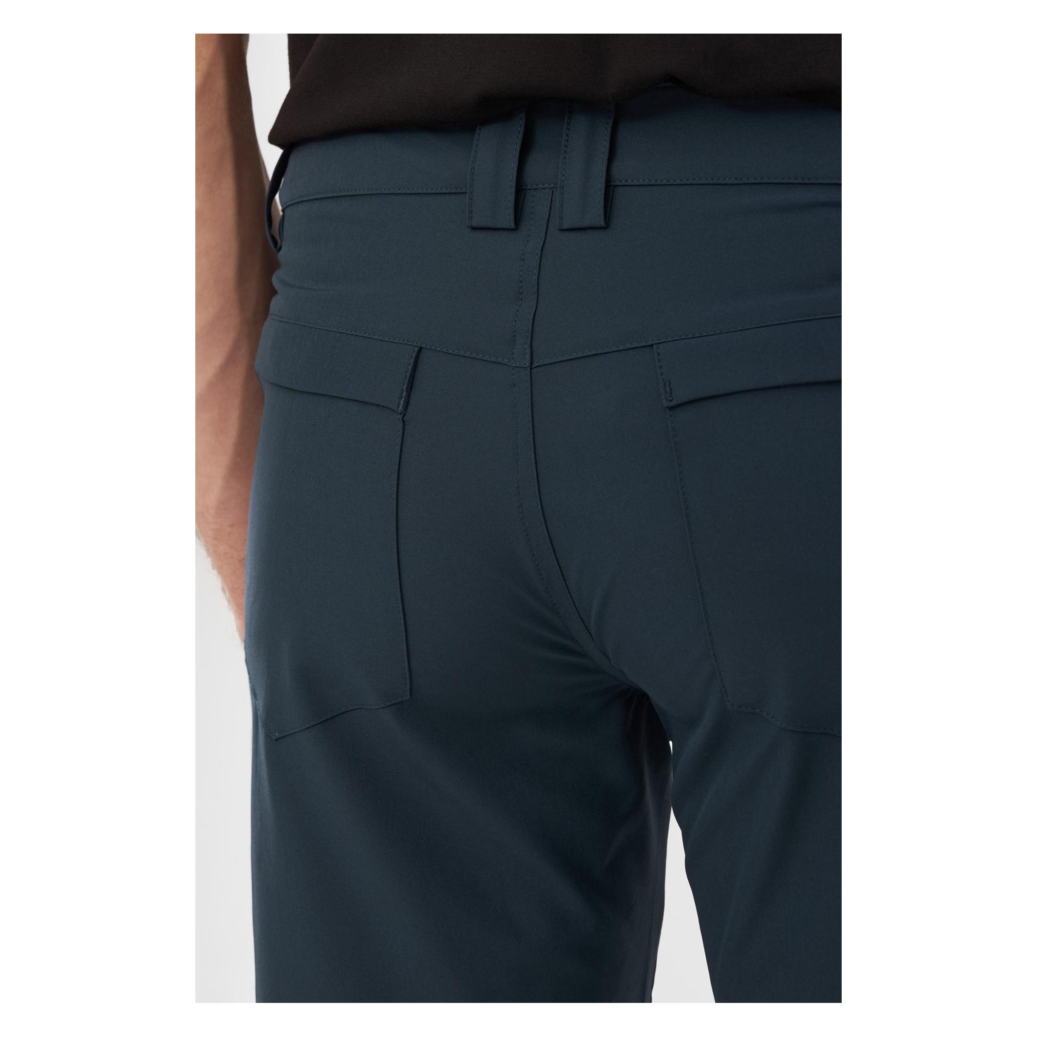 Viking Sumatra Herren Shorts (L) (800/24/2630/1900)