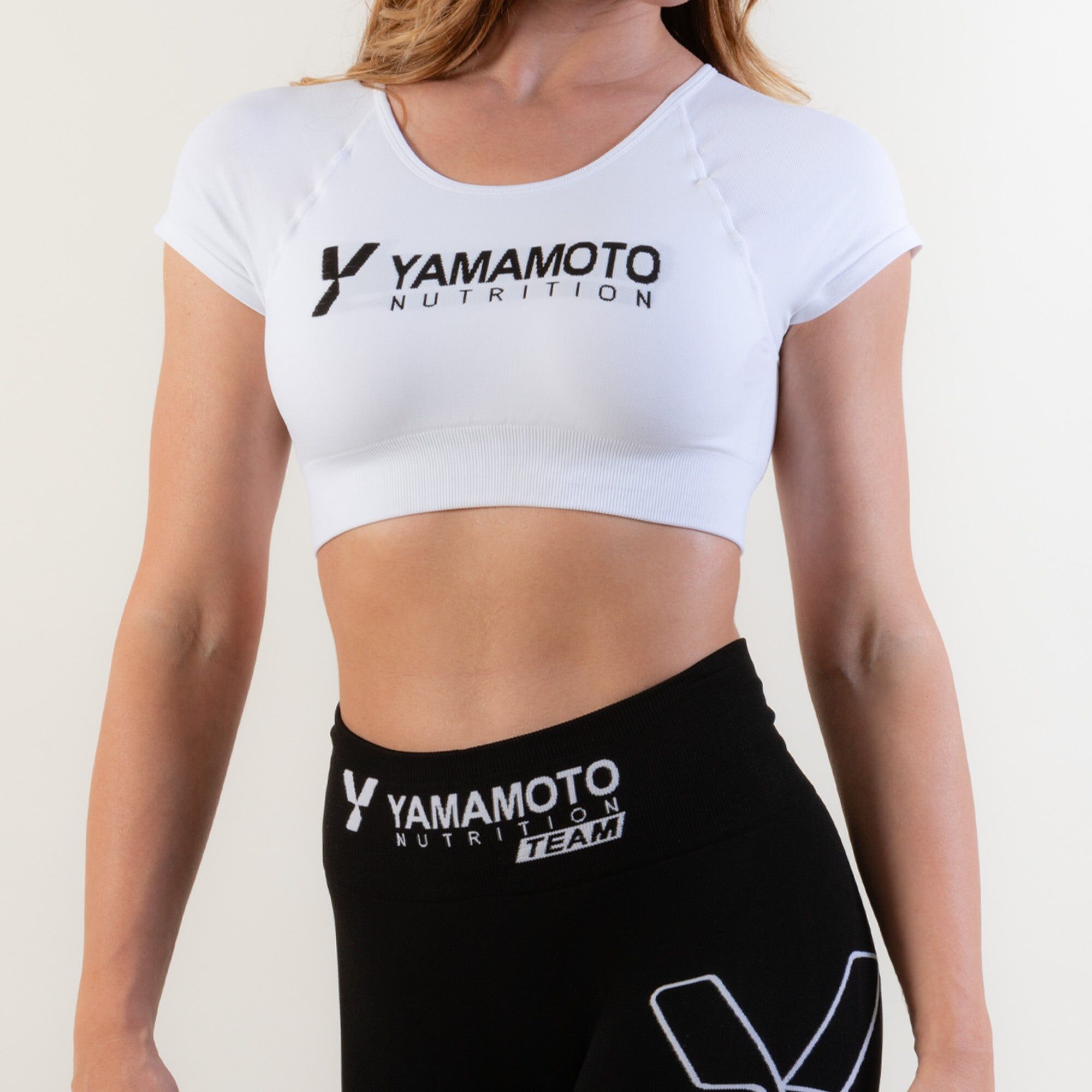 YAMAMOTO OUTFIT T-Shirt Crop Top Manica Corta  