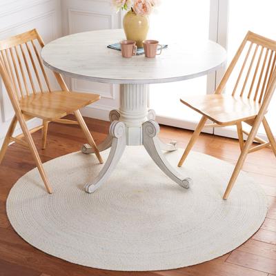 SAFAVIEH Handmade Braided Diethild Round Rug