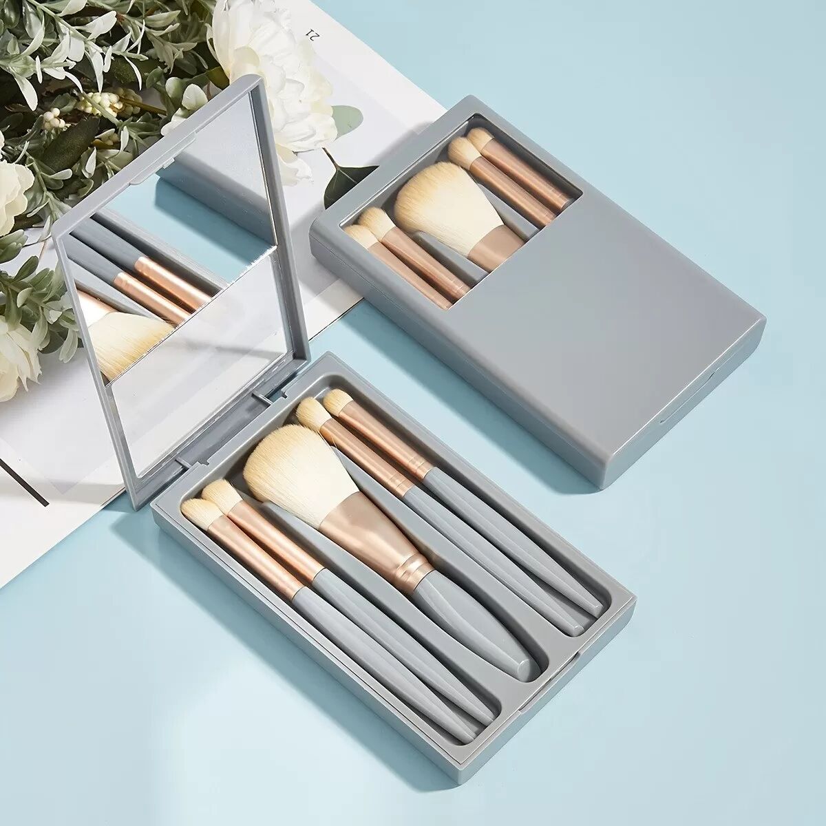 INF Trousse de 5 Pinceaux de Maquillage de Voyage avec Miroir et Étui Morandi Portable Bleu