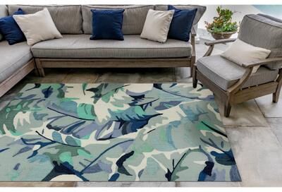 Lush Decor Capri Palm Leaf Indoor/Outdoor Rug