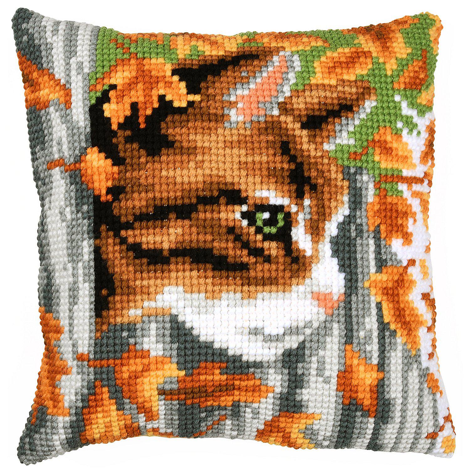 Kreuzstichkissen "Katze im Garten"