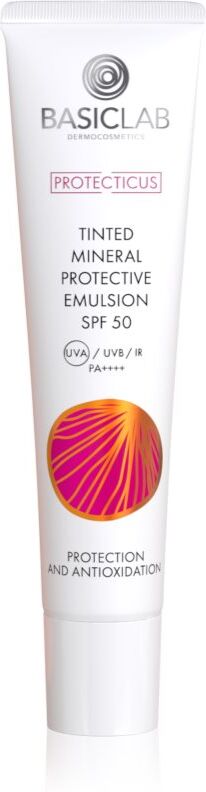BasicLab Dermocosmetics Protecticus schützende Emulsion für empfindliche Haut mit Neigung zu Rötungen SPF 50+ 40 ml