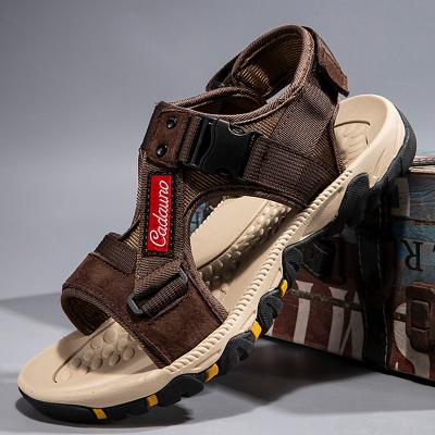 LightInthebox Sporty Men's Sandals for Hiking and Outdoor Activities with Adjustable Velcro – Comfortable Footwear for Adventure Lovers