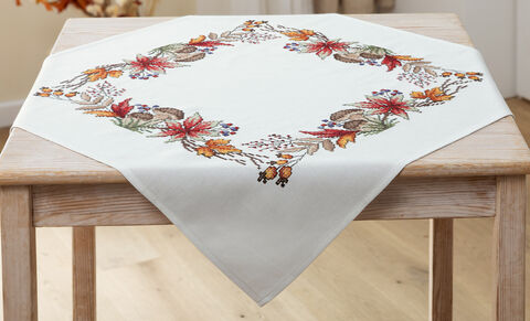Stickmitteldecke "Herbstzauber"
