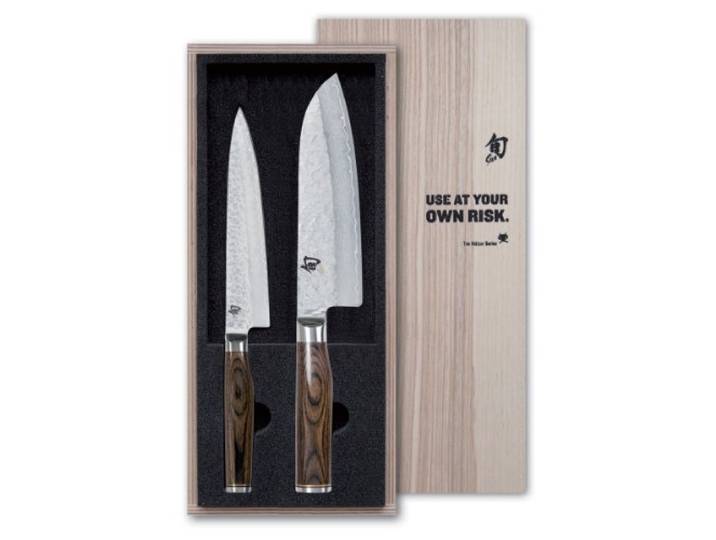 KAI Shun Premier Tim Mälzer japanisches Küchenmesser 2er Set - Santoku 18 cm Klingenlänge + Allzweckmesser 16,5 cm Klingenlänge - Damastmesser 32 Lagen VG MAX Kern - 61 (±1) HRC - Pakkaholzgriff