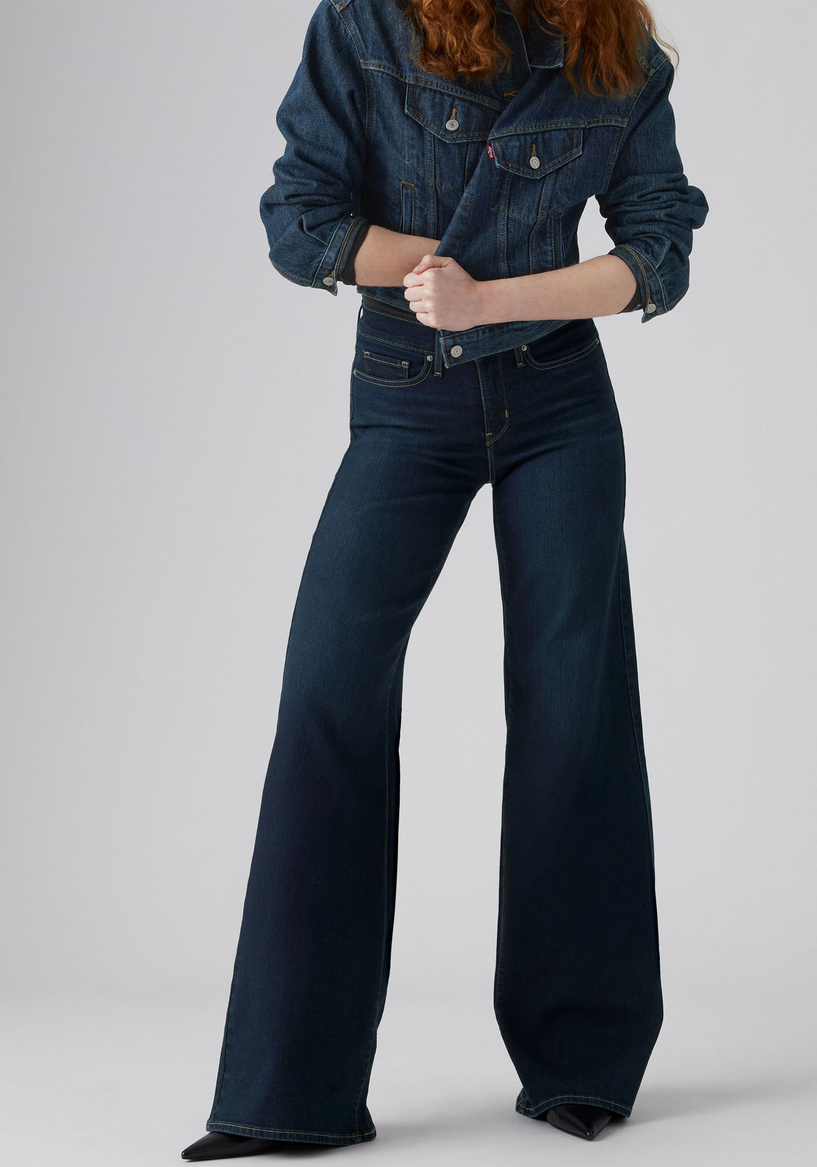 Weite Jeans LEVI'S "Jeans 318 SHAPING", Damen, Gr. 29, Länge 34, blau (chances are), Denim/Jeans, Obermaterial: 80% Baumwolle, 19% Polyester, 1% Elasthan, weit knöchellang, Jeans Weite Jeans, im Five-Pocket Style chances are 29, Länge 34