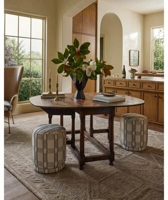 Alexander Home Milbson Traditional Area Rug