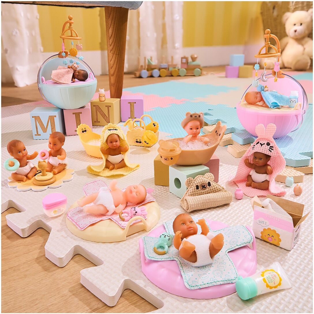 MINIVERSE Cápsula sorpresa Baby Nurturing MGA modelos surtidos.