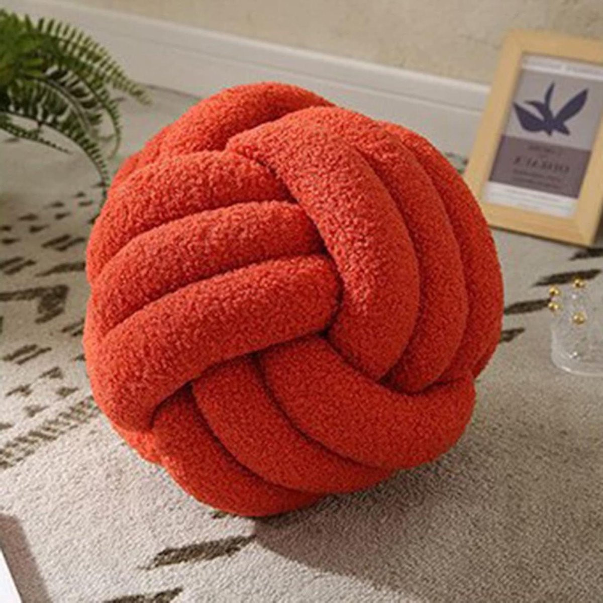 Rond Pluche Knoopkussen in Baksteenrood - Diameter: 22 cm