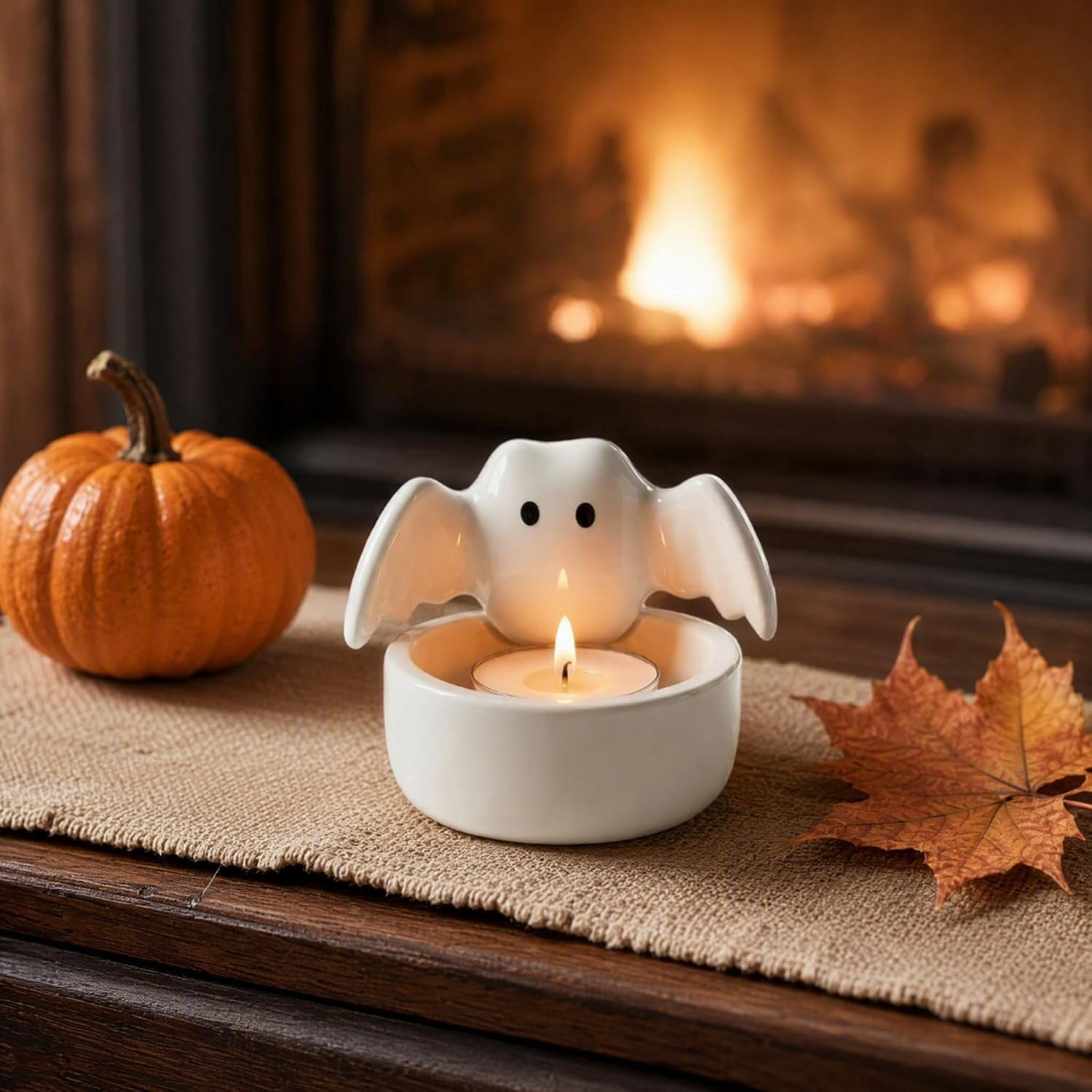 Handgemaakte keramische vleermuis tealighthouder voor Halloween decoratie