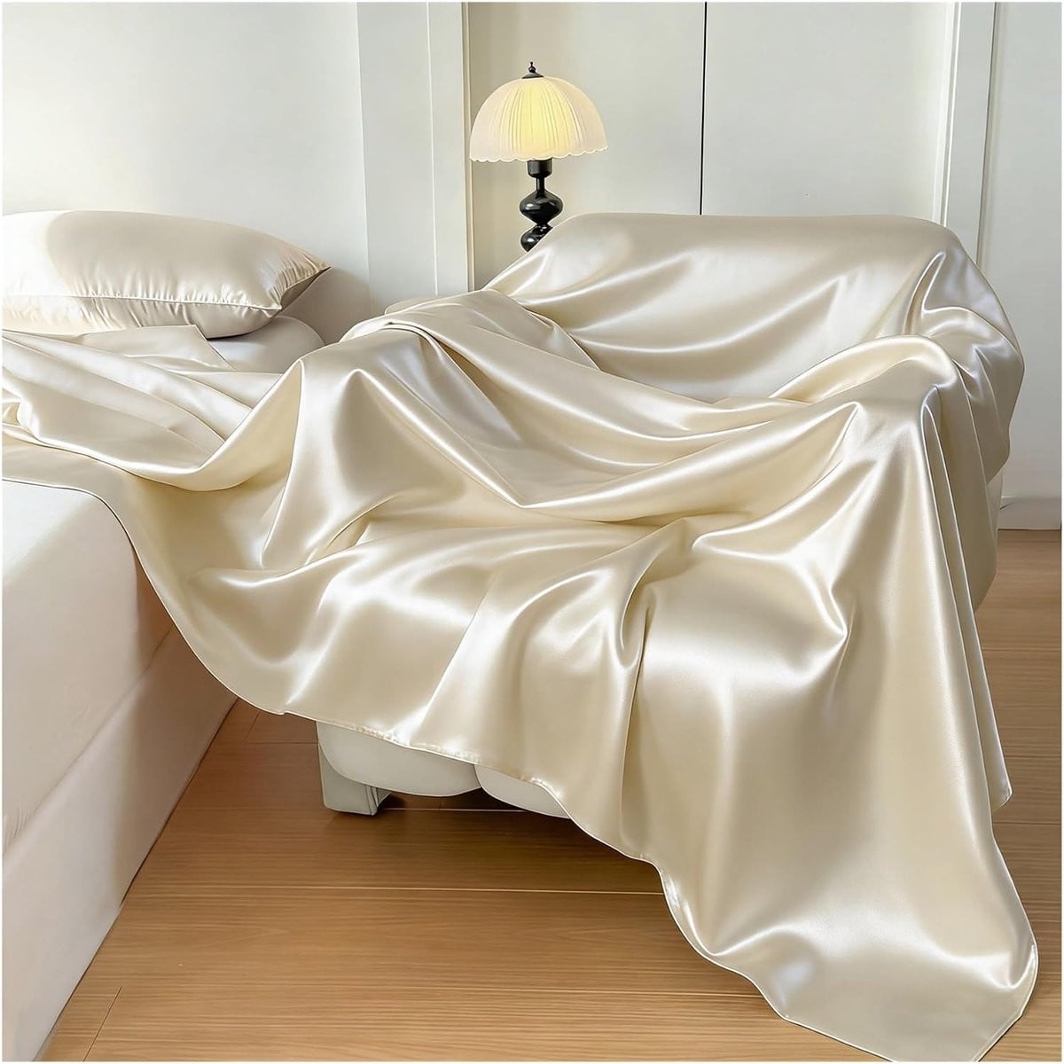 Satijnen plat laken beige 170 x 230 cm