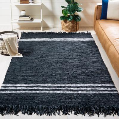 SAFAVIEH Handmade Vintage Leather Lumturie Modern Rug