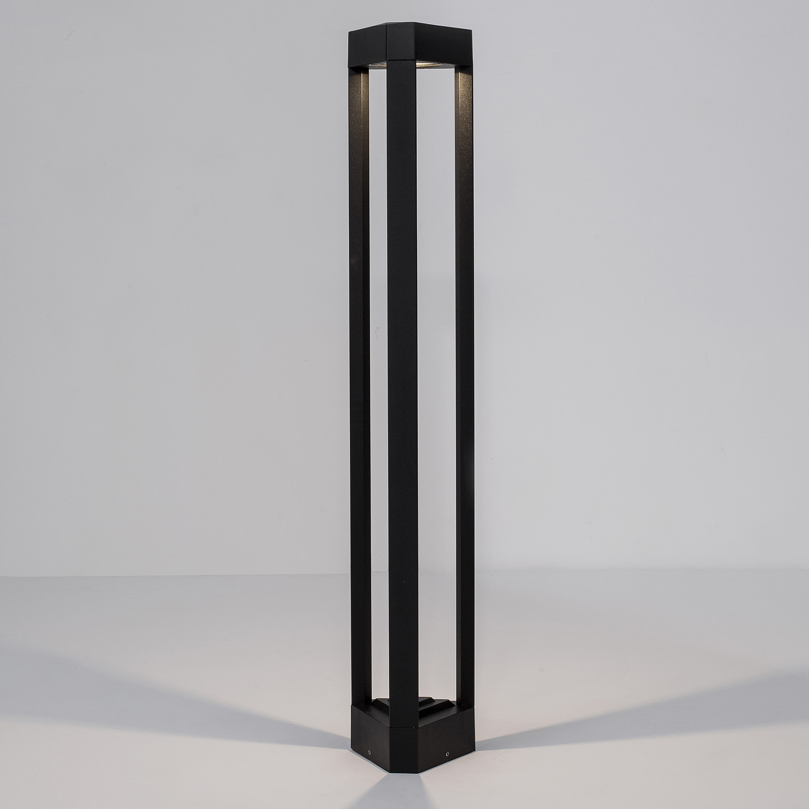 Lyora Pax padverlichting zwart 80 cm