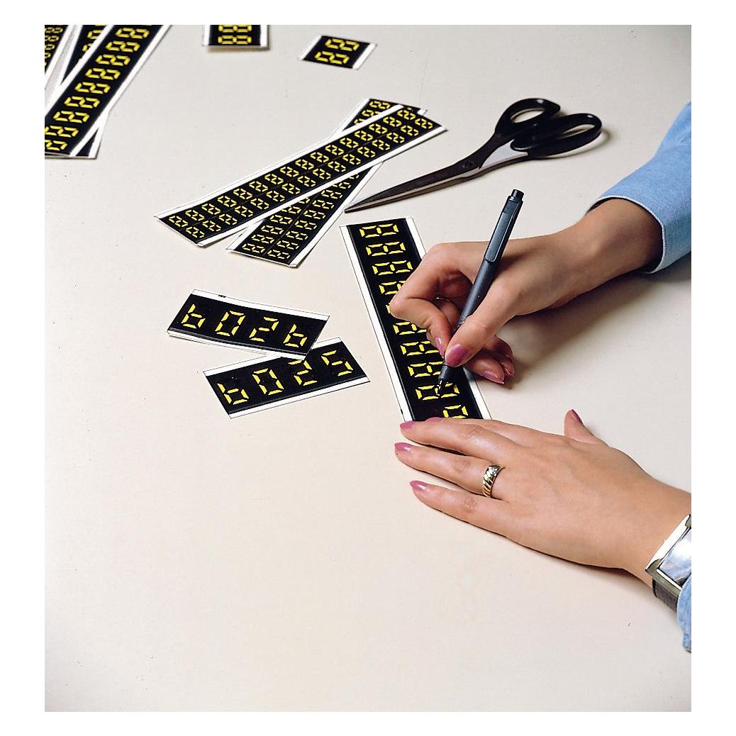 Brady E-N-30-BRL, Easy Number, 10 Zeichen pro Karte, Gelb auf Schwarz, Hhe Schriftzeichen 30mm ( (E-N-30-BRL)