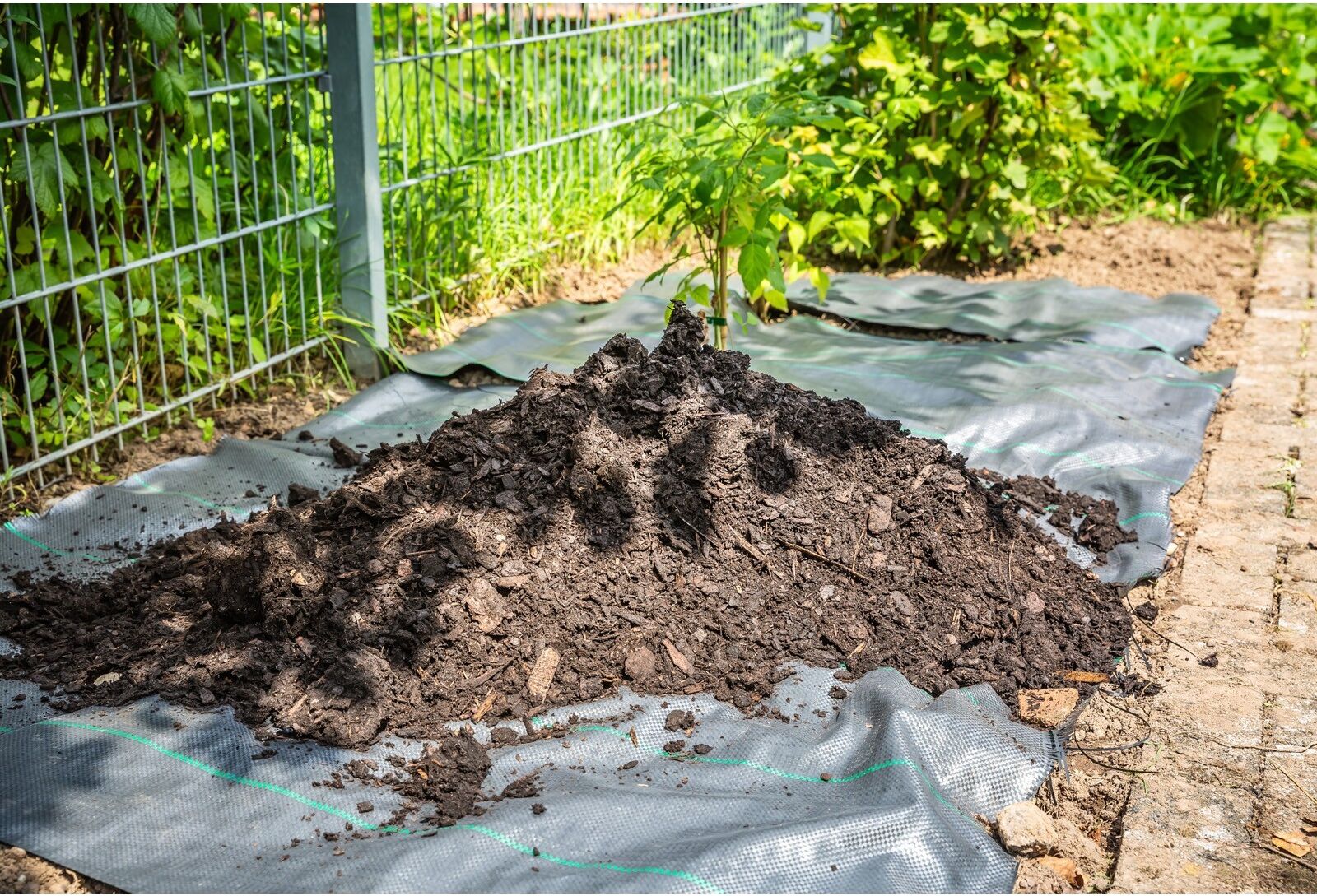 B2B Partner Mulch-Abdeckgewebe, 90 g/m2, 4,2 x 100 m