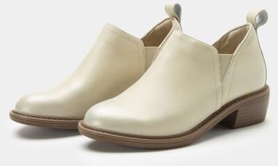 Women's Merle Slip-On Flat Heel Shoe by Alegria in Ivory (Size 37 M)