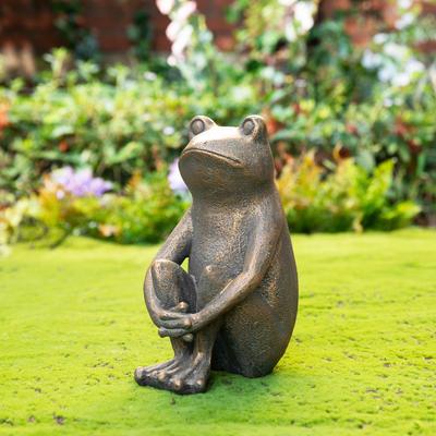 "Glitzhome 12""H Resin Bronze Sitting Frog Statue Outdoor Garden Sculpture Decoration"
