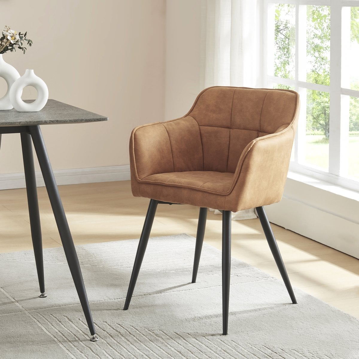 Set van 4 Birmingham eetkamerstoelen met armleuningen, bruin en zwart, en.casa