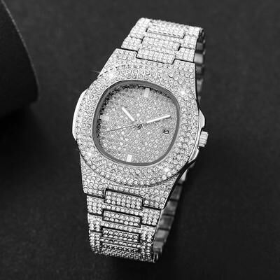 Fashion Sheath Luxury Diamond Stainless Steel Men Quartz Wristwatch With Calendar silver