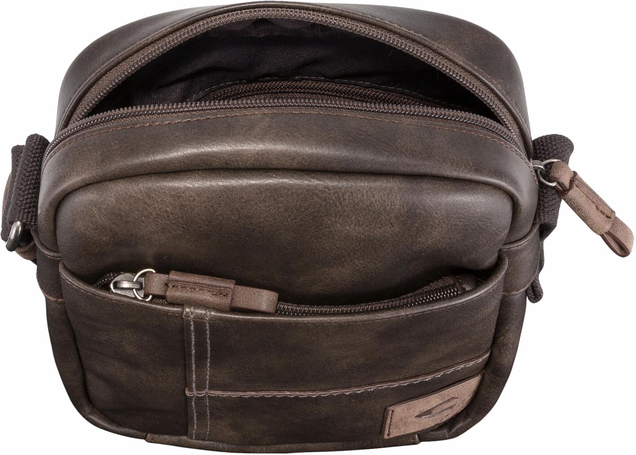 Umhängetasche CAMEL ACTIVE "Laos", Herren, Gr. B/H/T: 18,5cm x 23cm x 7cm, braun, Polyurethan, Polyurethan (PU), Retro, beschichtet, kontrastfarbene Details, leichte Abriebeffekte, Taschen Umhängetasche, praktisch funktionaler Alltagsbegleiter mit vielen 