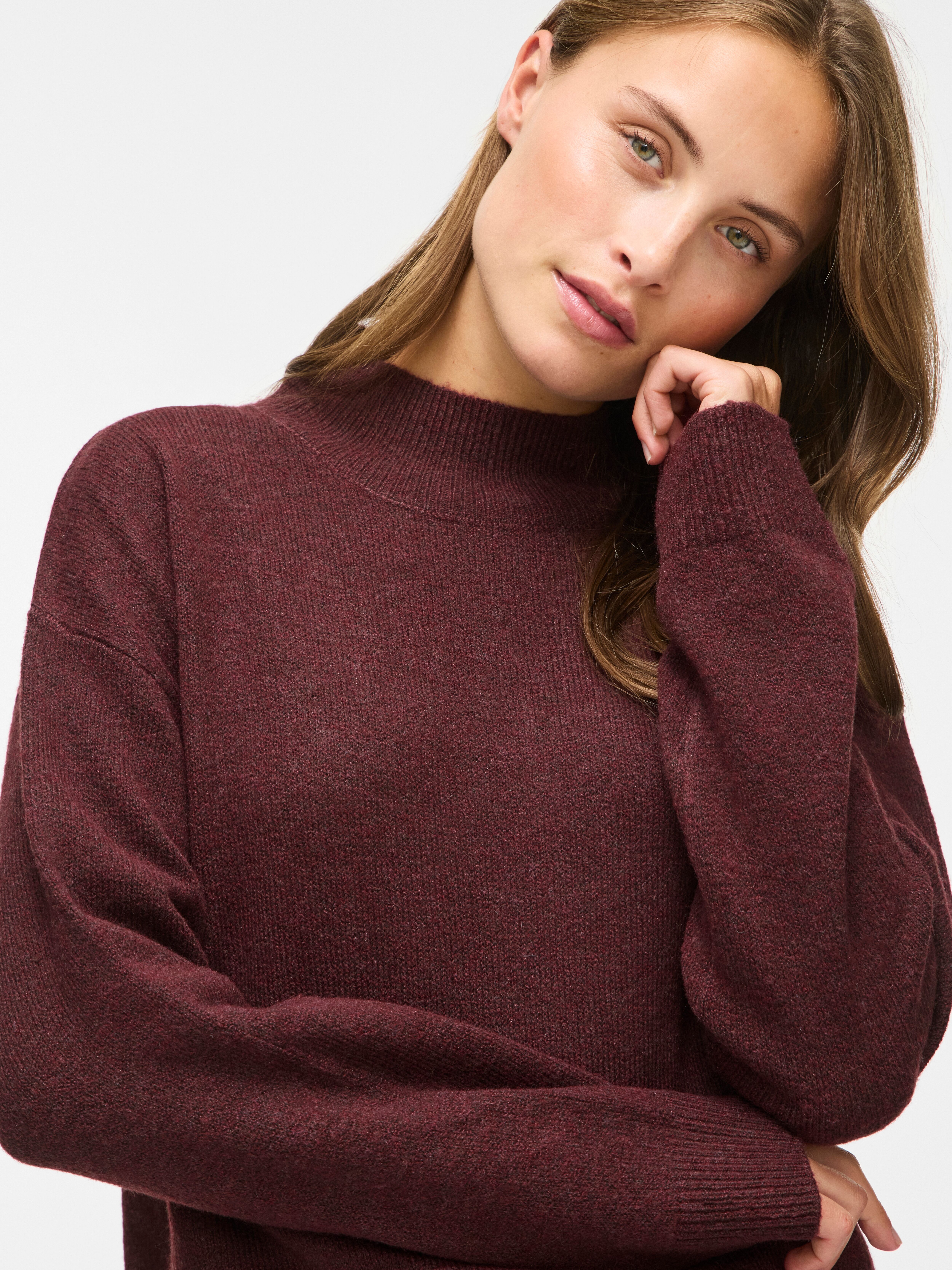 Strickpullover VILA "VIAYLIN HIGHNECK L/S KNIT TOP/PB", Damen, Gr. XL, braun (port royale detail:weiß binder), Strick, Obermaterial: 97% Polyester, 3% Elasthan, normal, Pullover Strickpullover, Materialmix port royale detail:weiß binder XL