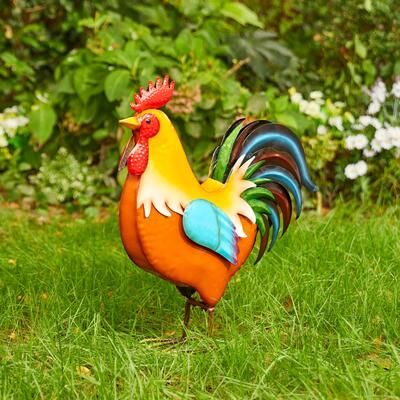 "Glitzhome 21""H Metal 3D Vibrant Standing Rooster Garden Statue"